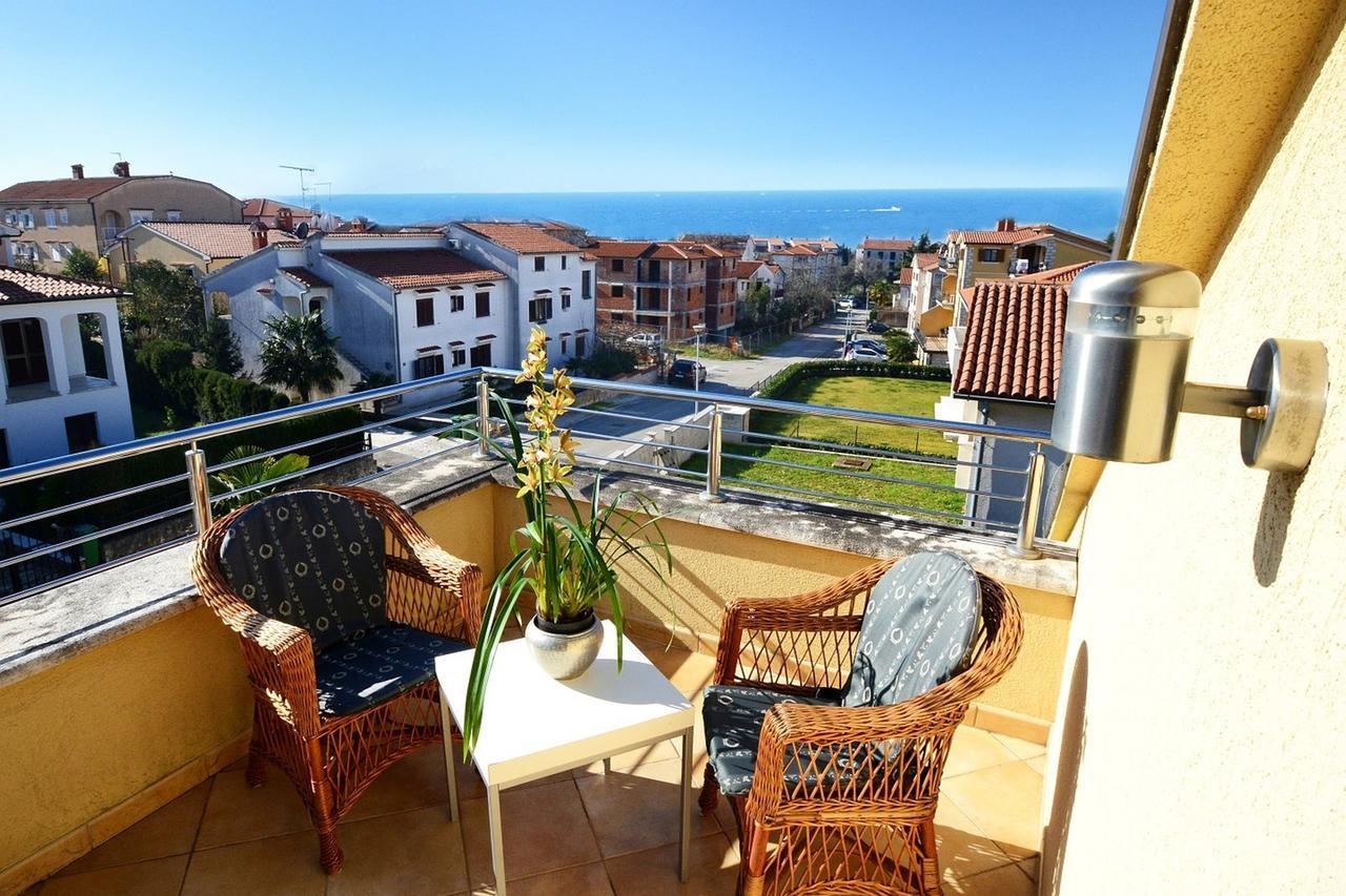 Villa Lidija Poreč Exteriör bild